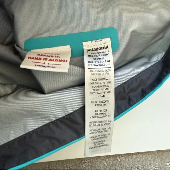 Patagonia Rain Jacket size XL 14 - Picture 7 of 9